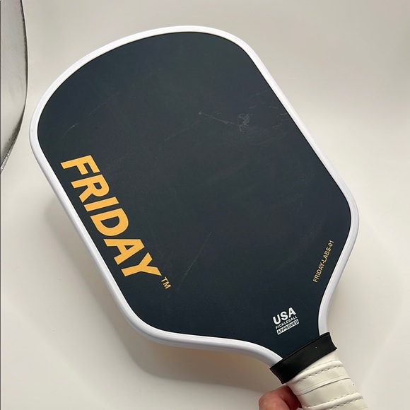 Brand New Friday Pickle Pickleball Paddle - Golden Hour - Picture 4 of 8